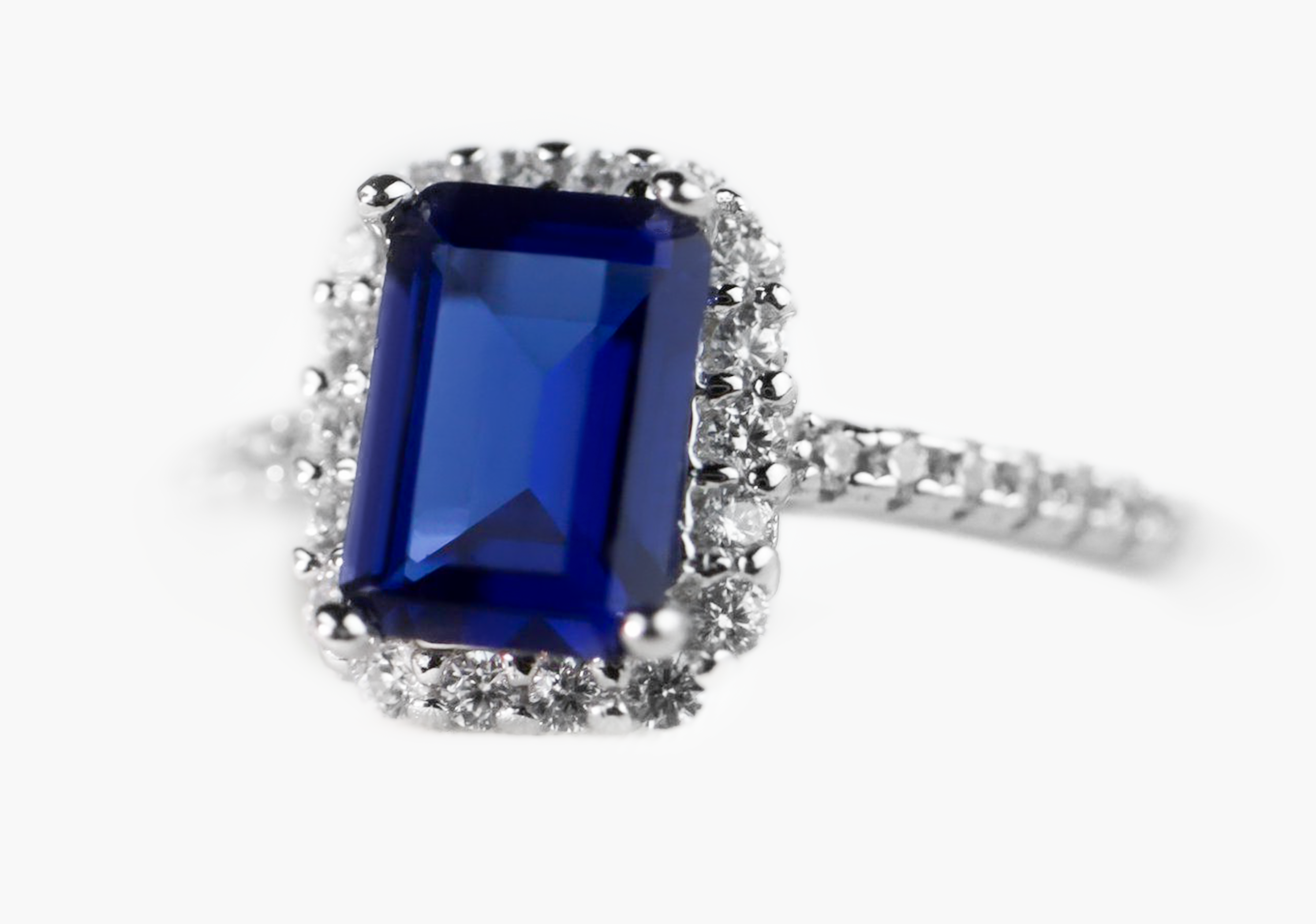 Anillo Viena Azul Zafiro Mucha Plata México Anillo Viena Azul Zafiro
Mucha Plata México