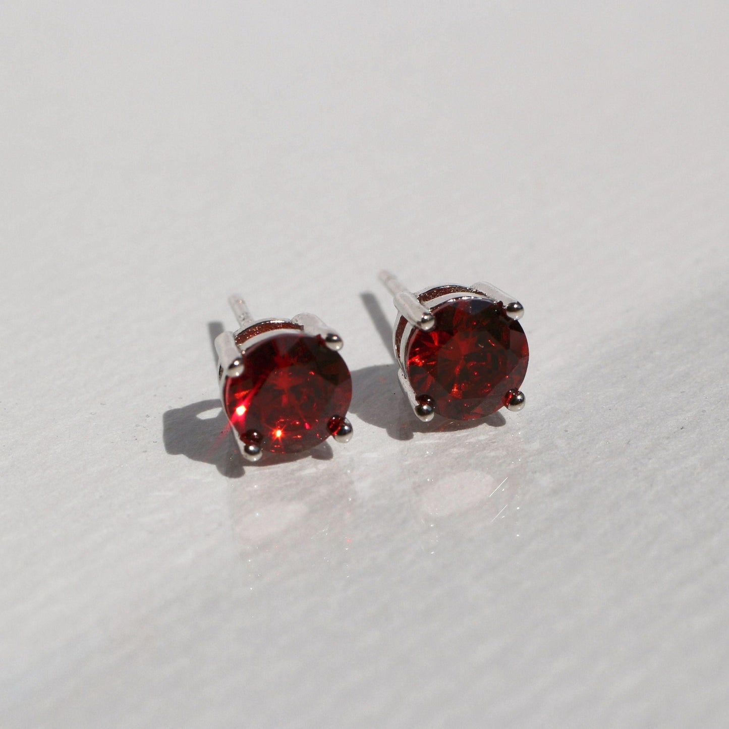 Aretes Birthstone Aretes ROJO 