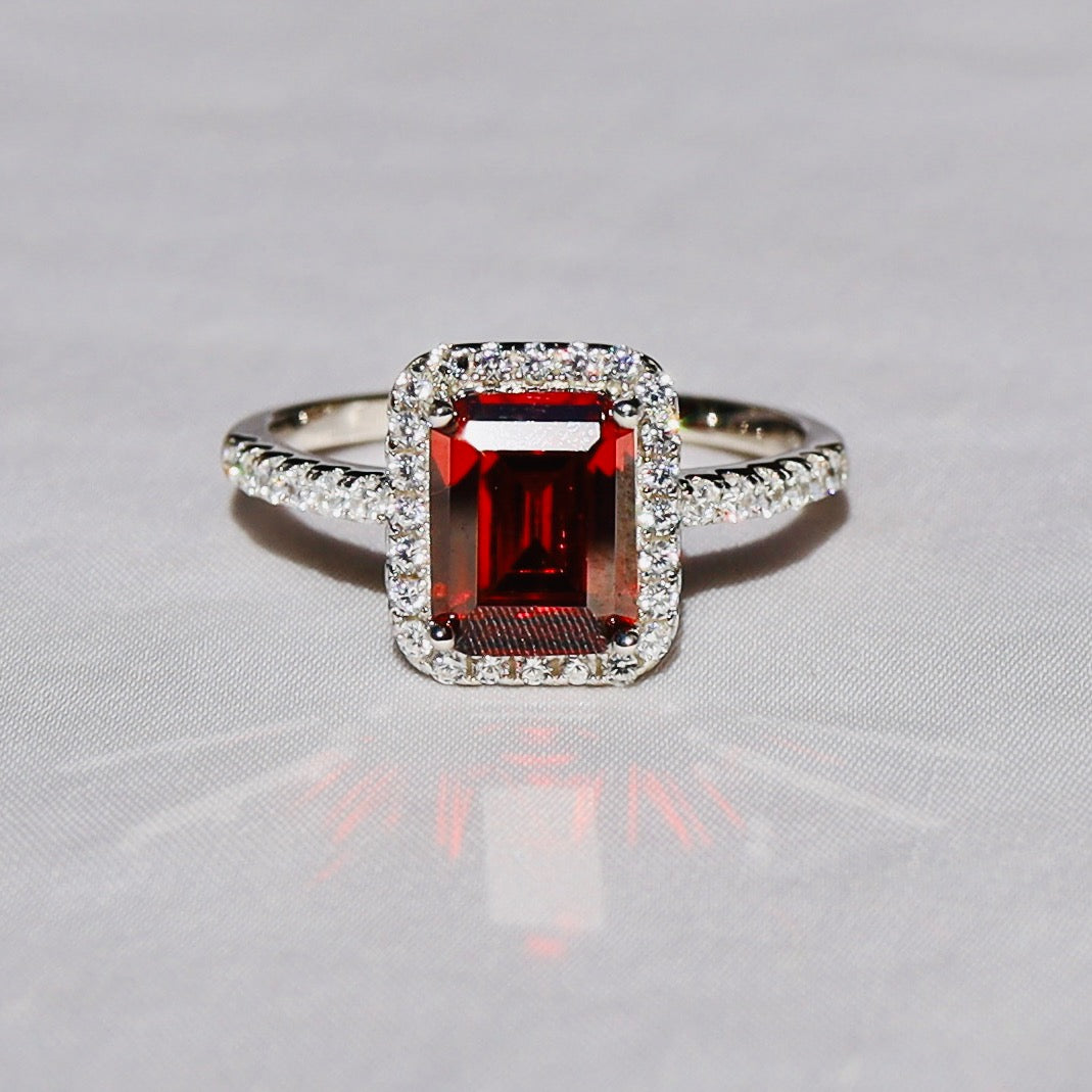 Anillo Imperial Rojo 