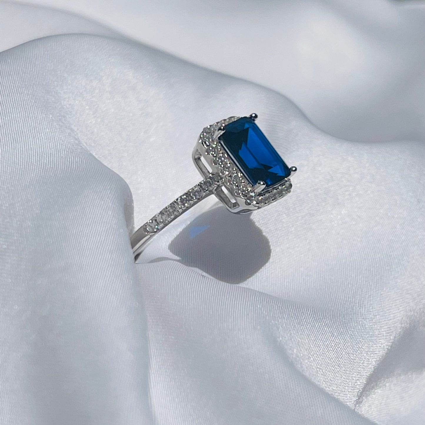 Anillo Imperial Azul Zafiro 