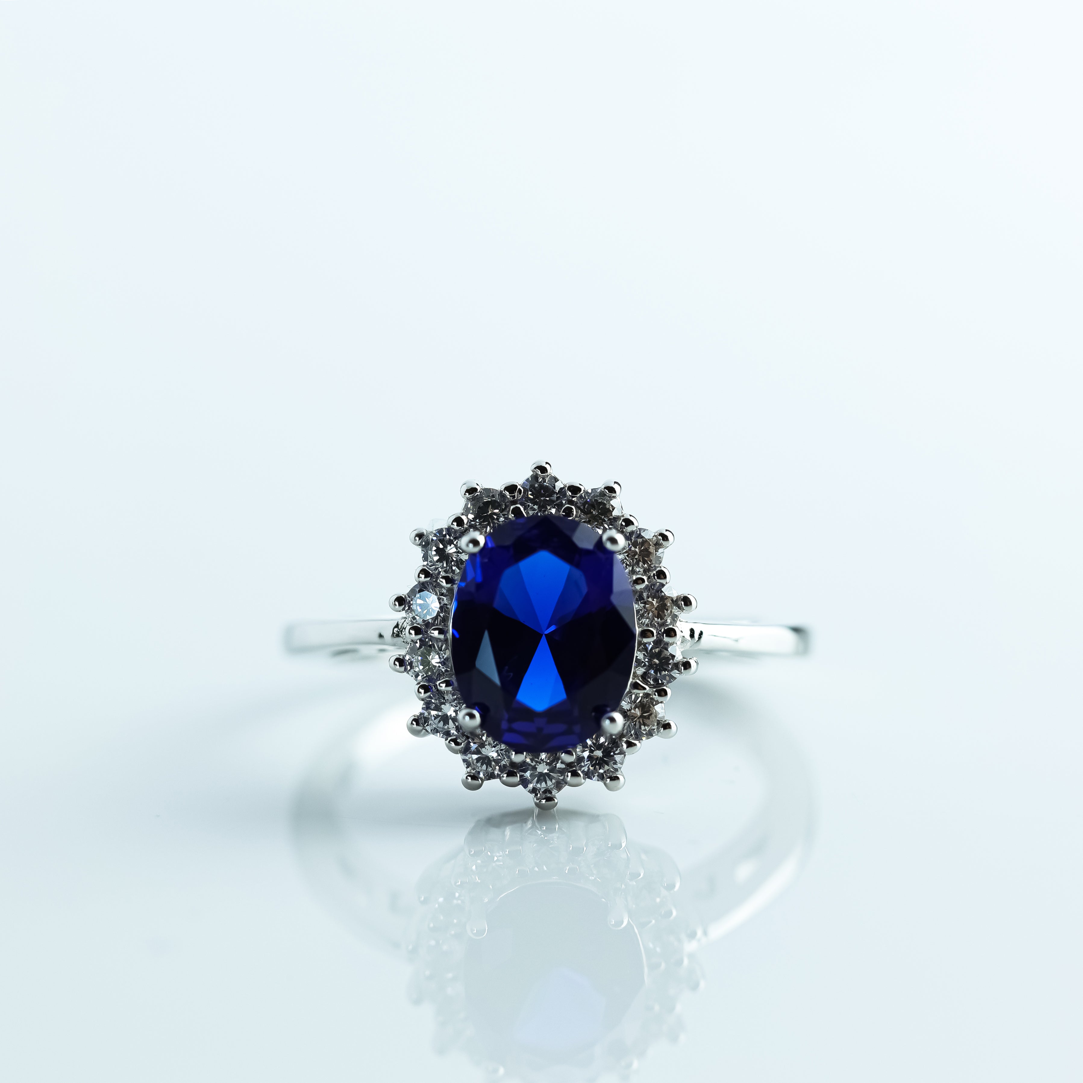 Anillo Viena Rosa Corte Baguette